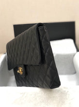 Load image into Gallery viewer, Chanel clutch black