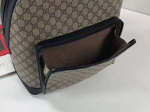 G u c c i backpack W31.5 H41 D14.5,