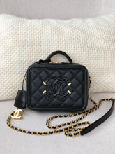 Load image into Gallery viewer, C h a n e l gg black 16cm