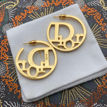 Load image into Gallery viewer, D i o r earrings