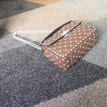 Load image into Gallery viewer, Valentino rockstud
