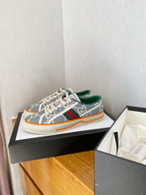 Load image into Gallery viewer, G U c c I tennis sneakers