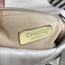 Load image into Gallery viewer, C h a n e l beige 20  30 10(cm)