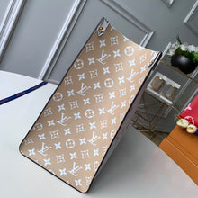 Load image into Gallery viewer, L v onthego tote 41.0 x 34.0 x 19.0 cm