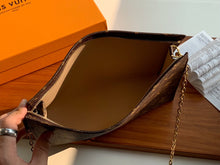 Load image into Gallery viewer, L v pouch 26*21CM 70