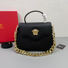 Load image into Gallery viewer, V e r s a c e black/gold 26-12-20CM 。