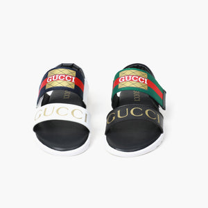 G u c c I slides