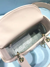 Load image into Gallery viewer, D lady light pink g/s