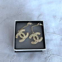 Load image into Gallery viewer, C h a n e l earrings