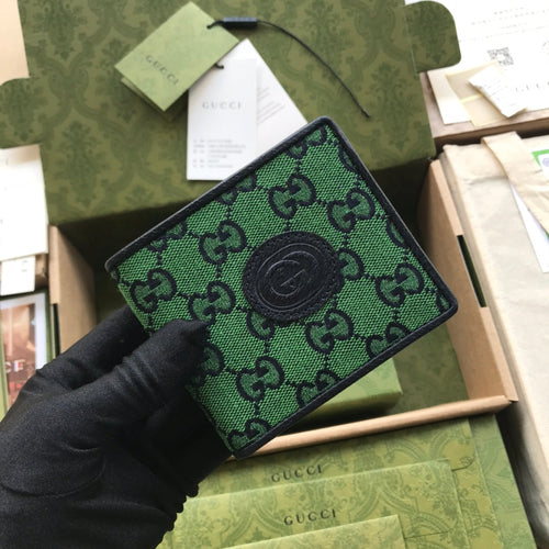 G u c c i green wallet 12cm