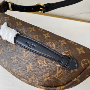 Lv new bumbag