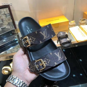 Lv sandals