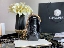 Load image into Gallery viewer, Chanel black