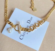 Load image into Gallery viewer, D necklace