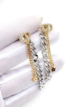 Load image into Gallery viewer, D i o r earrings