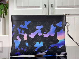 L v pouch