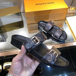 Lv sandals