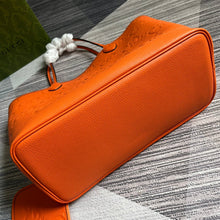 Load image into Gallery viewer, G u c c i orange tote new