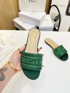 D I o r slides