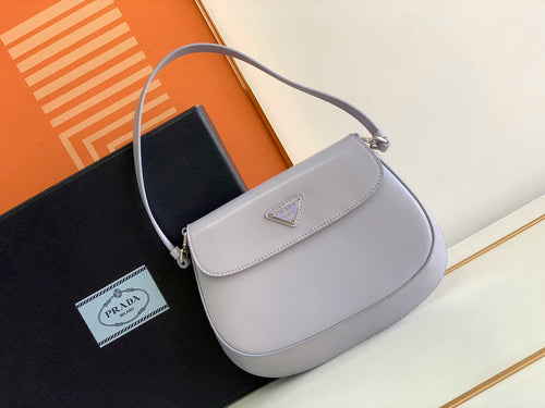 P r a d a Cleo 23cm
