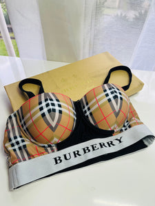 B u r b e r r y swim set top and bottom Size - 10/12