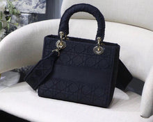 Load image into Gallery viewer, D lady navy