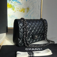 Load image into Gallery viewer, C hanel classic black