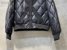 Load image into Gallery viewer, Chanel jacket