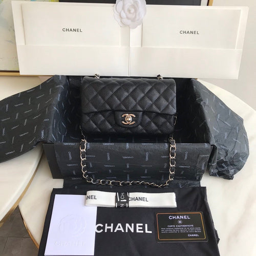 Chanel Mini20 black