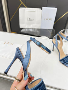 D I o r heels