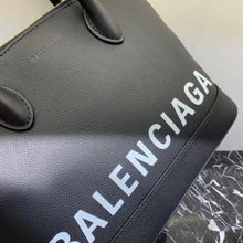 Load image into Gallery viewer, Balenciaga VILLE 26 cm