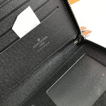 Load image into Gallery viewer, L v pouch 21*11*5