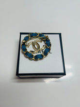 Load image into Gallery viewer, C h a n e l brooch