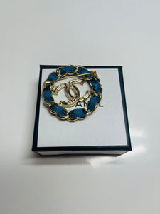 C h a n e l brooch