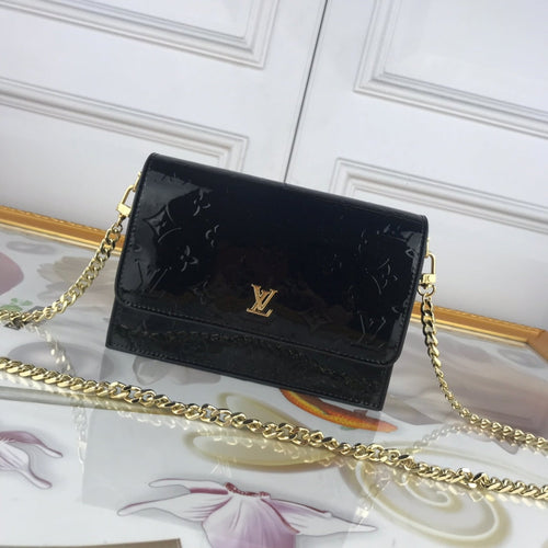L v black  21*14*7CM