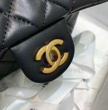 Load image into Gallery viewer, Chanel gold