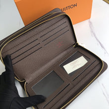 Load image into Gallery viewer, L v pouch 21*11*5