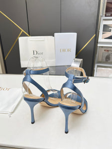 D I o r heels