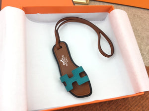 H shoe key ring