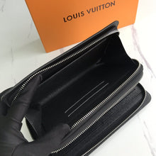 Load image into Gallery viewer, L v pouch 21*11*5