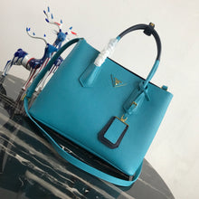 Load image into Gallery viewer, Prada aqua33cm