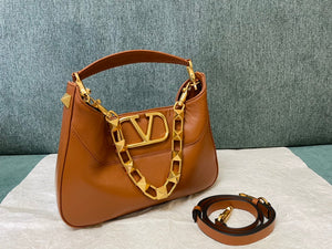 V a l e n t I n o brown