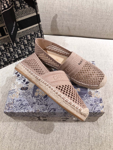 D i o r slides