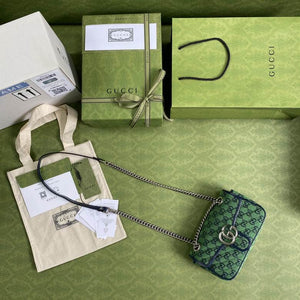 G u c c i green 22cm