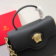 Load image into Gallery viewer, V e r s a c e black/gold 26-12-20CM 。