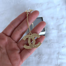 Load image into Gallery viewer, C h a n e l earrings
