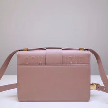 Load image into Gallery viewer, D Montaigne pink