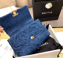 Load image into Gallery viewer, C h a n e l denim 26cm