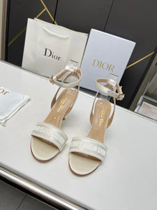 D I o r heels