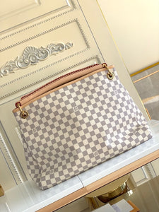 Lv day